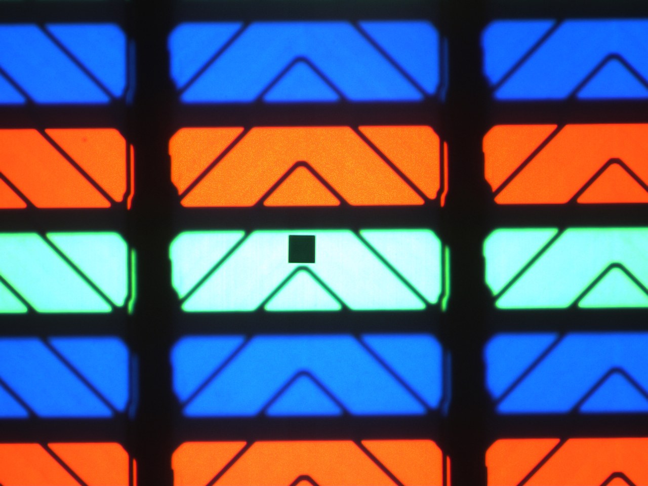 The colour mask of an LCD monitor, with the measuring aperture on one subpixel
